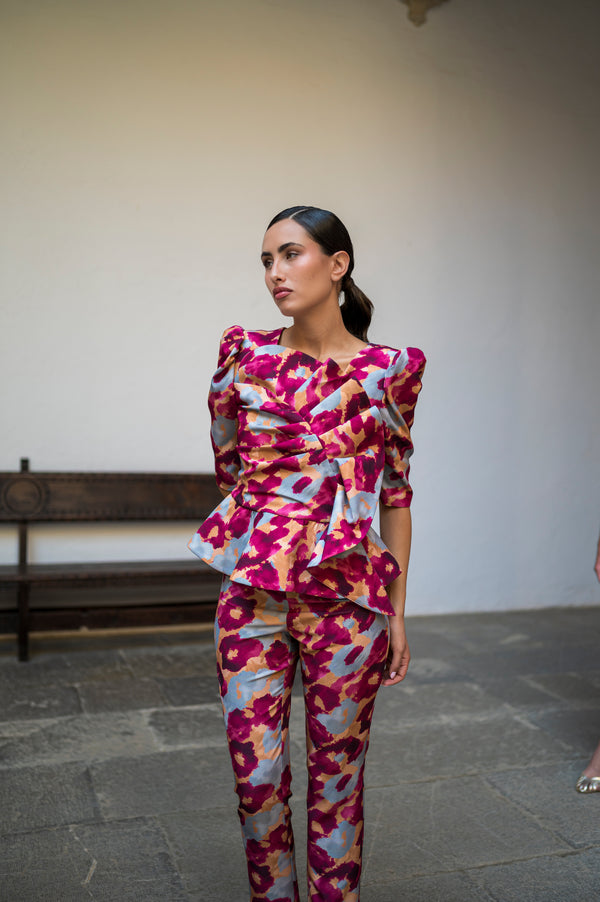 TRAJE VERO ESTAMPADO
