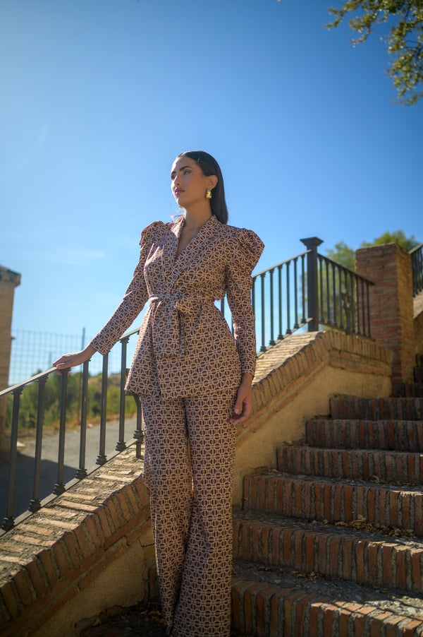 TRAJE GEOMETRICO